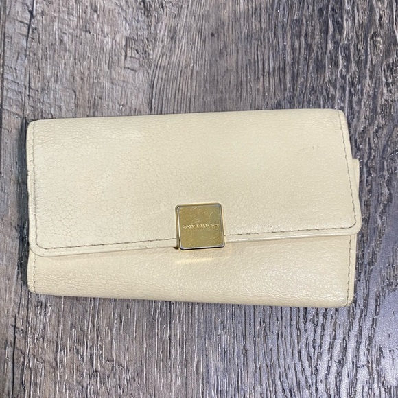 BURBERRY Leather Key Holder Wallet - Picture 1 of 5